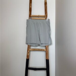 lululemon athletica men’s pace breaker 7” liner less shorts